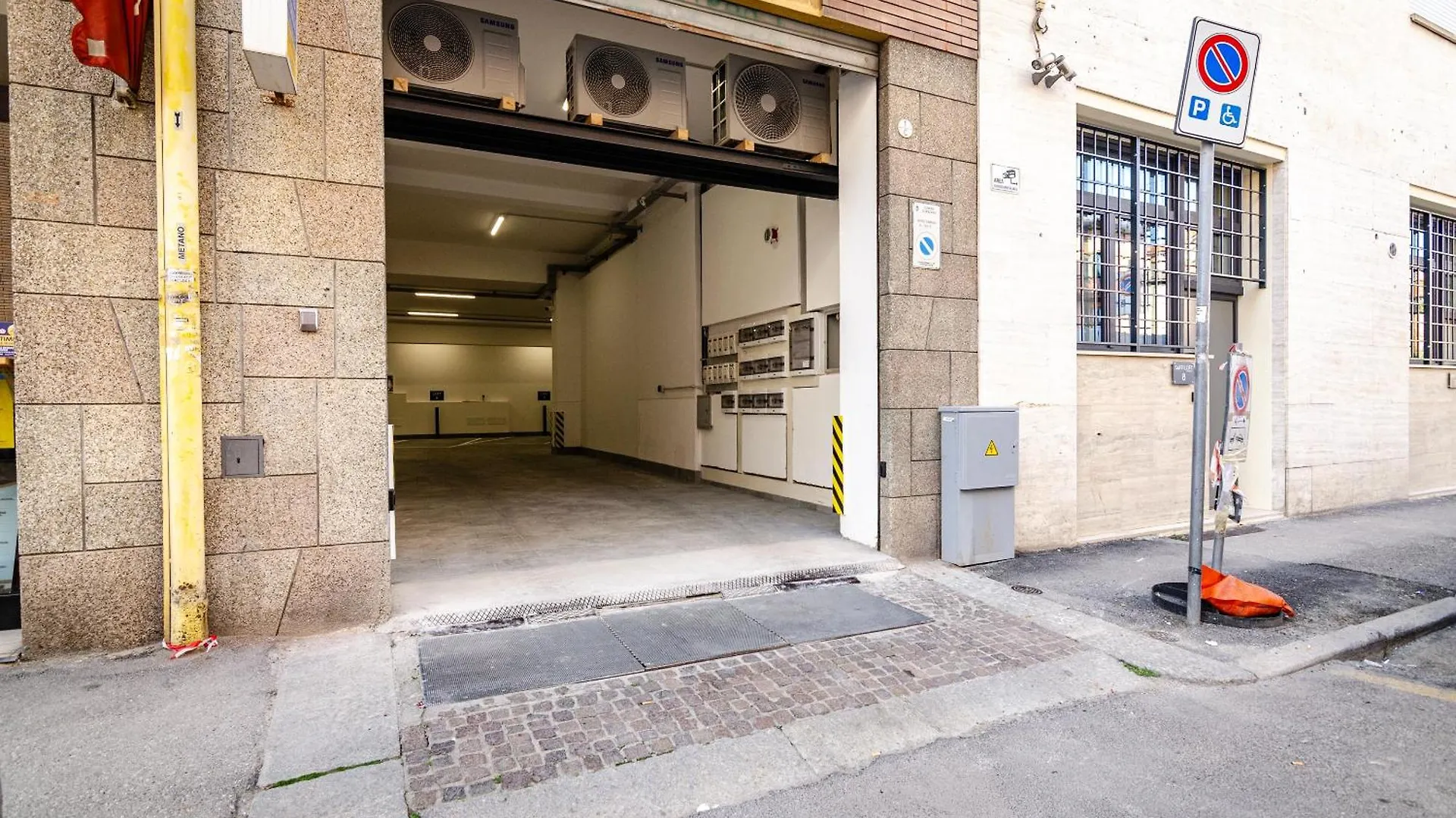 Saffi Lofts Lägenhet Bologna 0*,